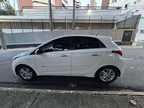 HYUNDAI HB20 1.6 PREMIUM 16V FLEX 4P AUTOMÁTICO